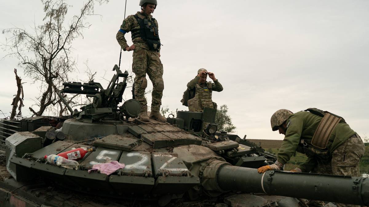 الحرب الروسية الأوكرانية: أثار الهجوم المضاد الضخم الذي شنته أوكرانيا مخاوف المسؤولين الروس