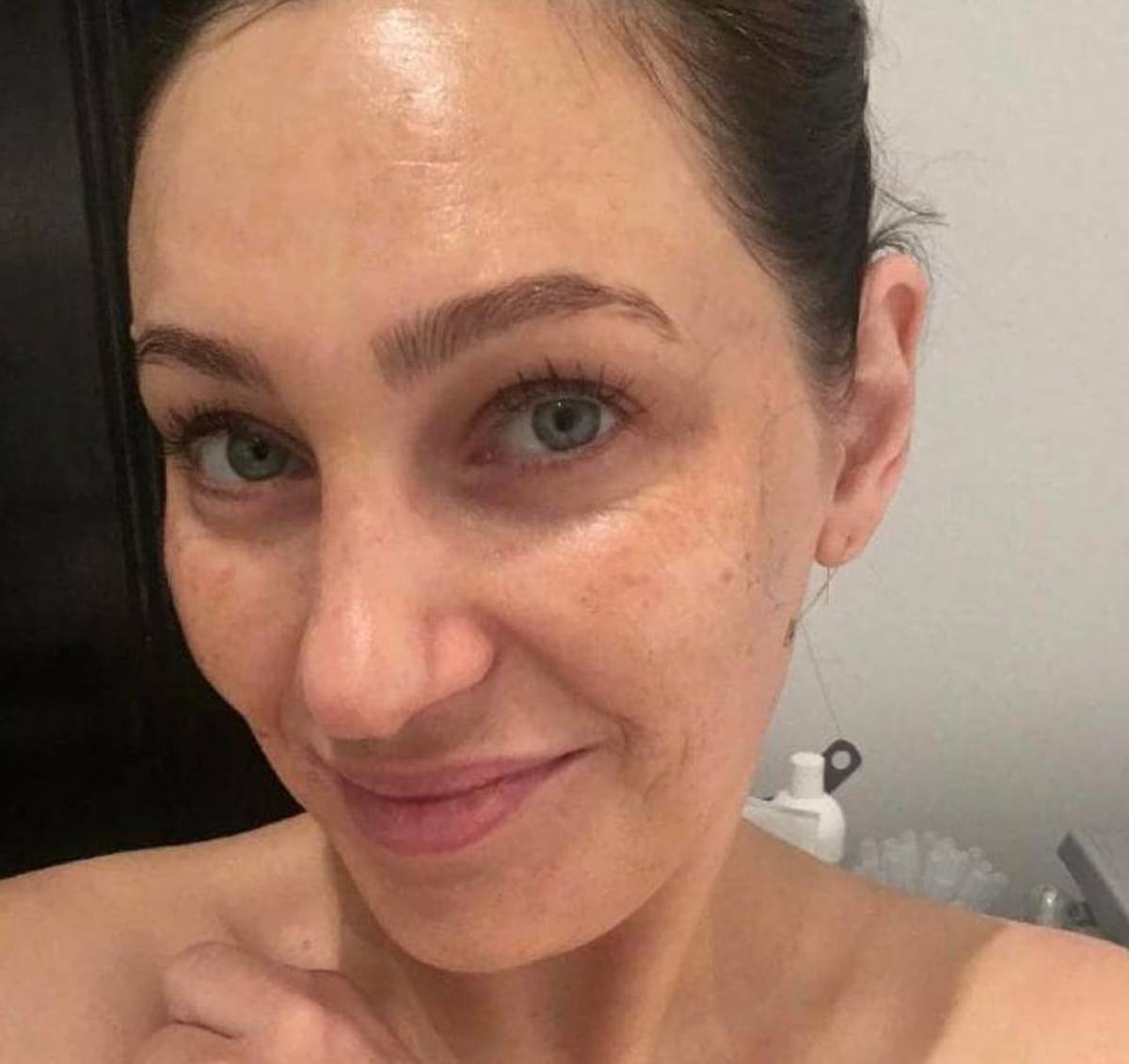 Covid 19 Coronavirus Aussie Women Rushing To Shave Their Face In