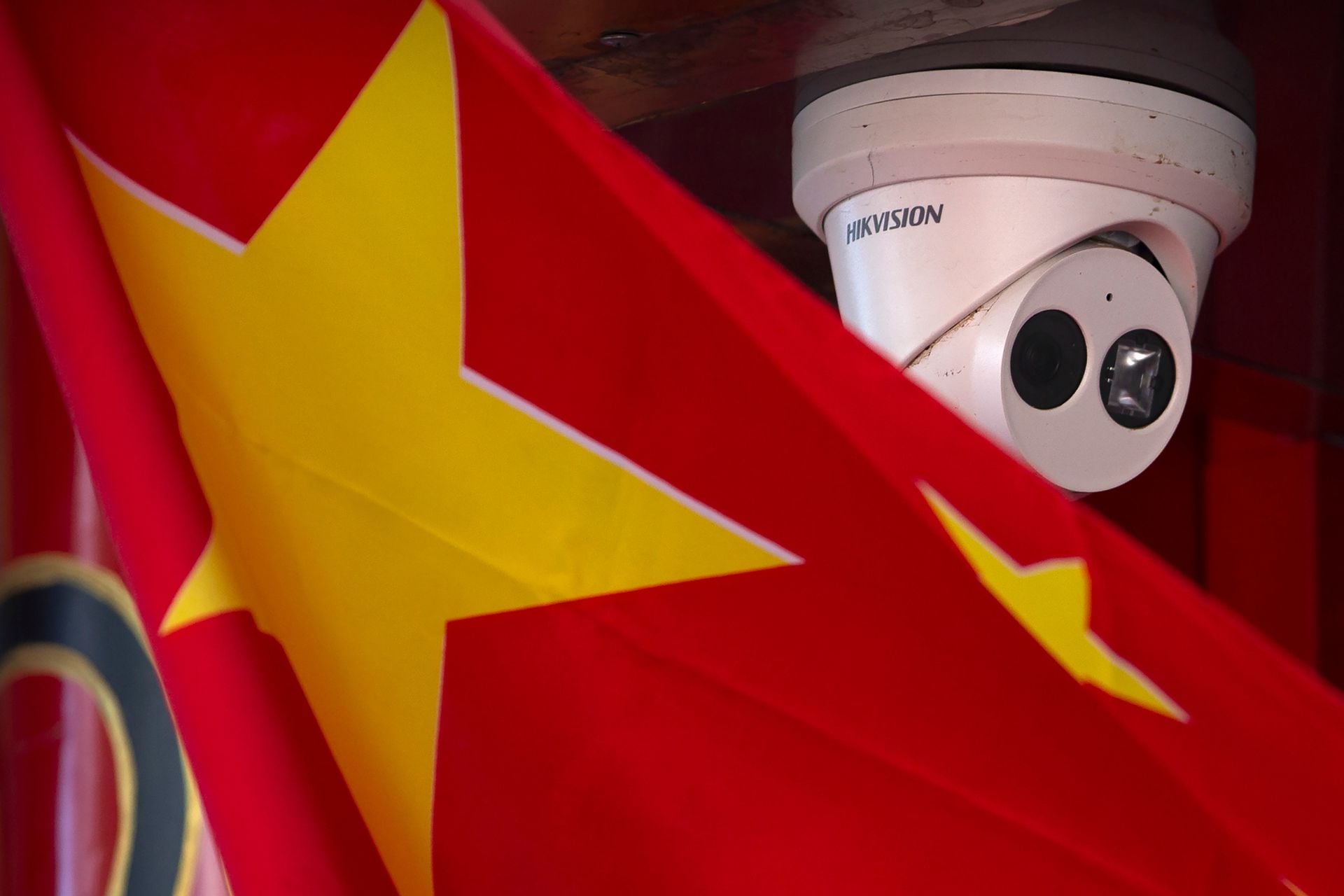 China hits back at Herald and Newstalk ZB over Chinese Communist Party-linked  security cameras in Govt buildings story - NZ Herald