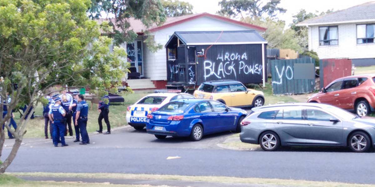 South Auckland Murder House Where Woman Shot Dead Defaced With Black Power Graffiti Nz Herald