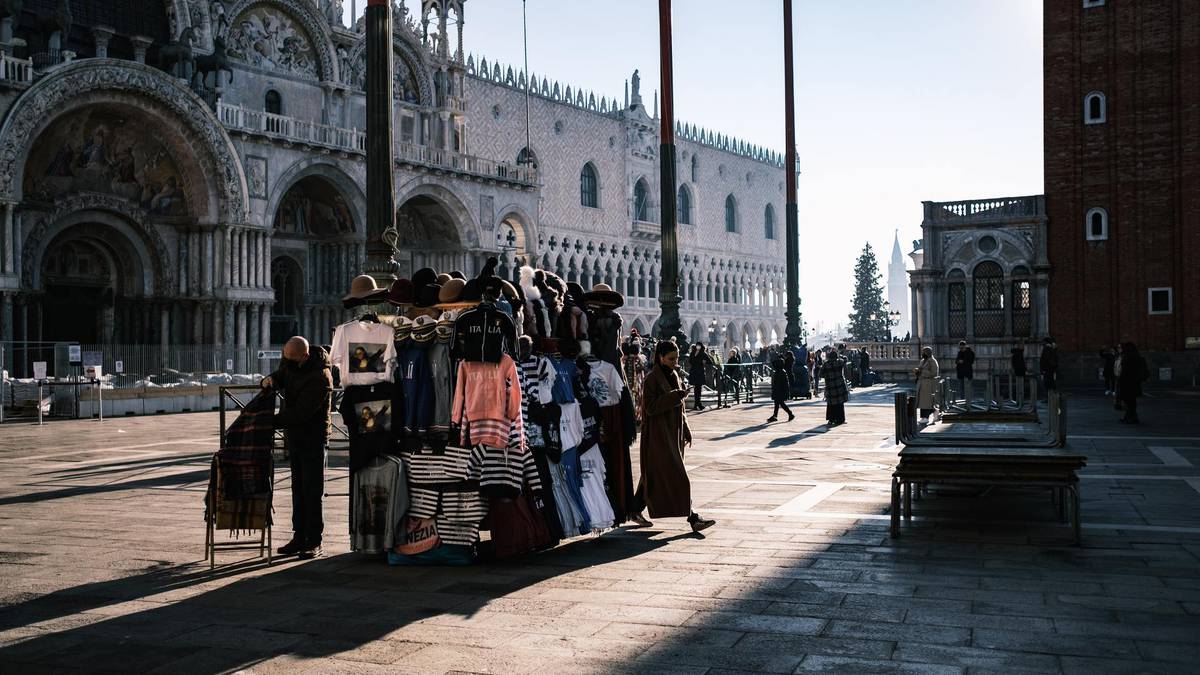Photo of Venezianer „ersticken“ am Massentourismus, da Bevölkerungszahl auf Rekordtief sinkt