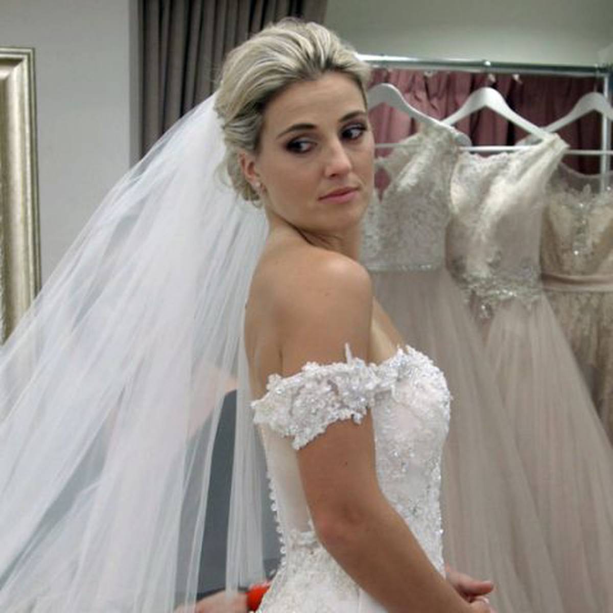 Gemma Flynn S Wedding Dress Designed By Auckland Designer Anna