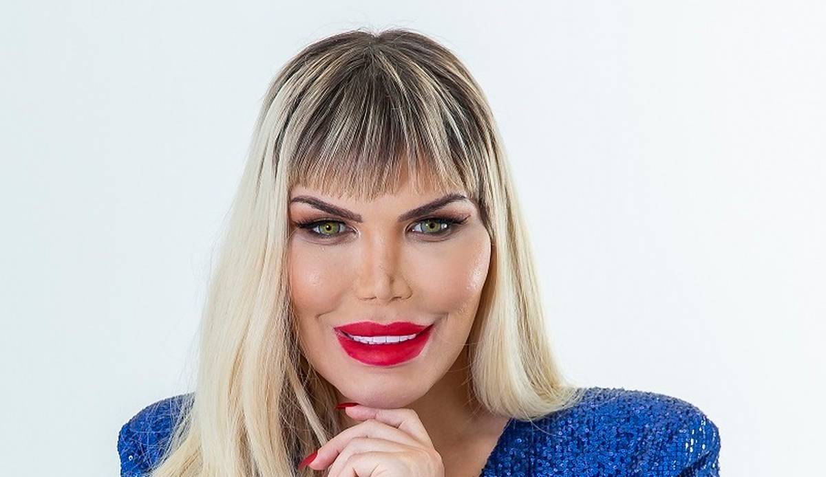 Human Ken Doll Rodrigo Alves Unveils Amazing New Look Nz Herald