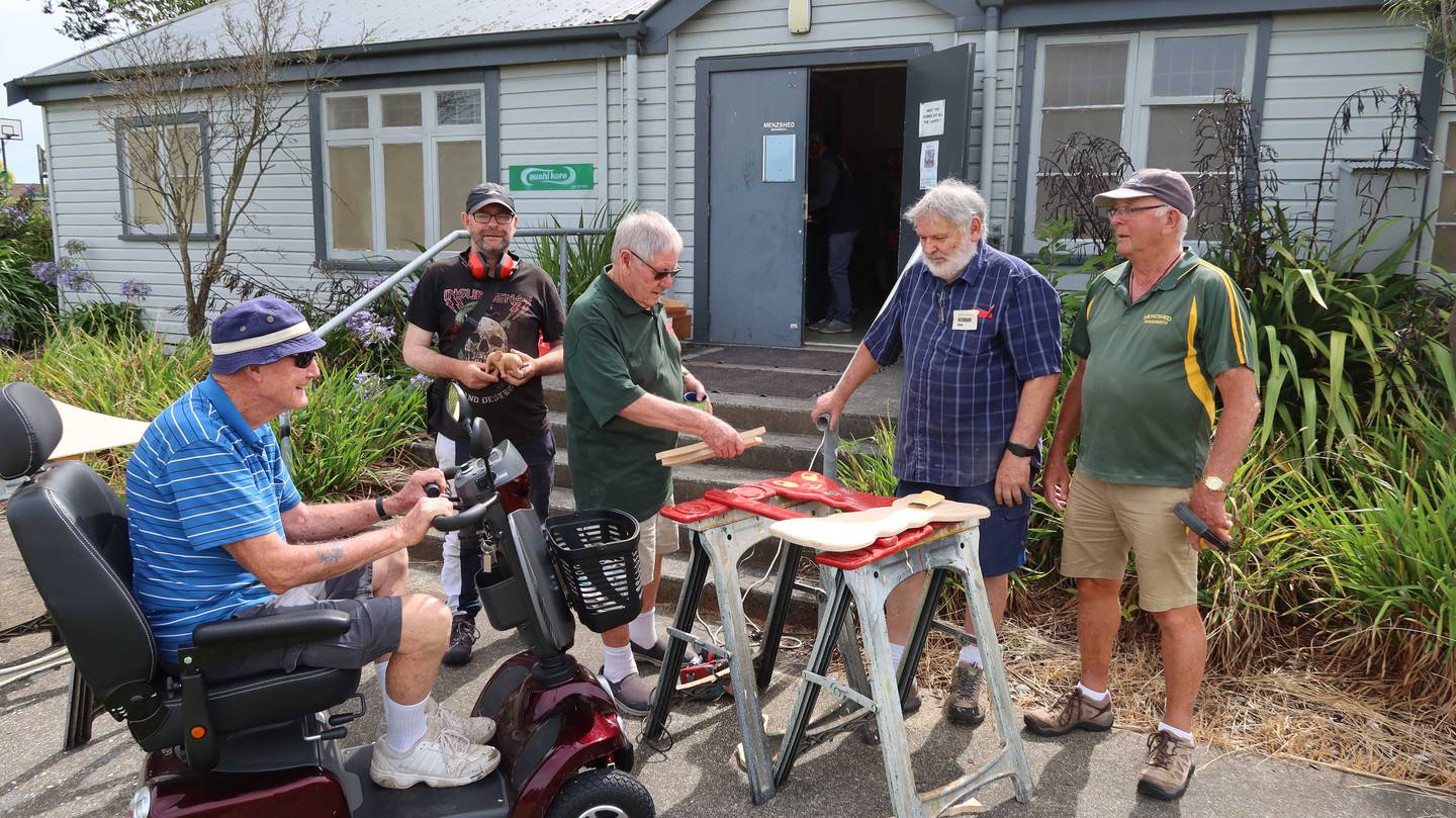 There are no barriers to participation. From left: Brian Jeffares, Darren Gosling, David Chapple, Graham Slater and David Bateman. Photo/ Sonya Holm