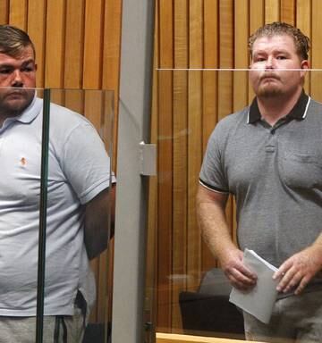 Unruly Tourists British Brothers To Be Deported Within 24 Hours After Remuera Chimney Scam Nz Herald