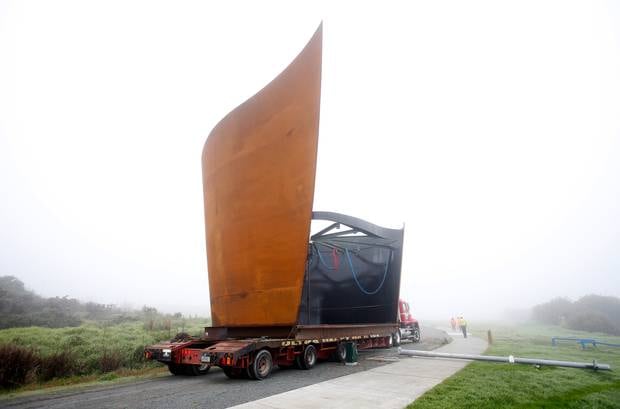Camera Obscura being moved from Culham Engineering to its site on the banks of the Hatea River.