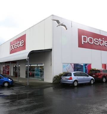 Postie Plus To Shut 12 Stores Axe 64 Workers Nz Herald