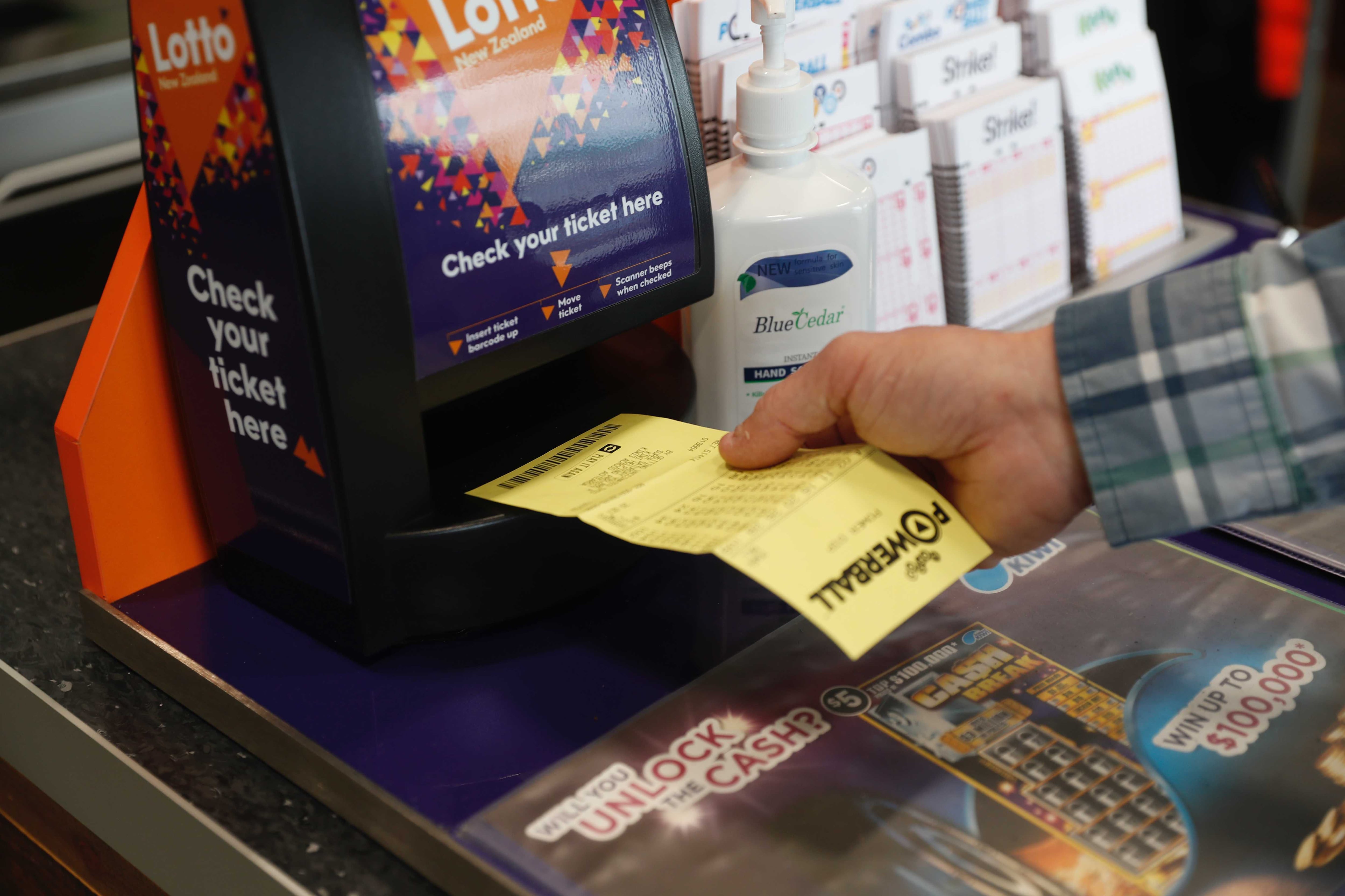 Lotto Powerball $33.5 million win: Lotto defends online waits to check  tickets - NZ Herald