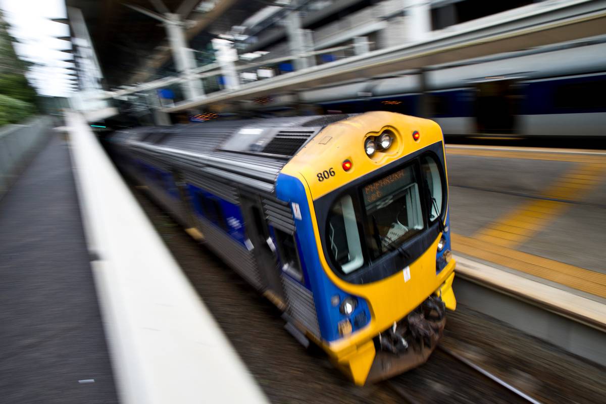 Auckland Train Delays Southern Line Reopened Following Emergency Services Incident Nz Herald