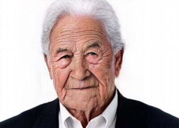 For a laugh, Winston Peters, who is already 74, was put through the face filter app. This is what he'd look like if he was more than 110 years old. 