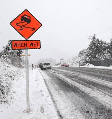 Tips For Driving And Power Cuts In Winter Nz Herald