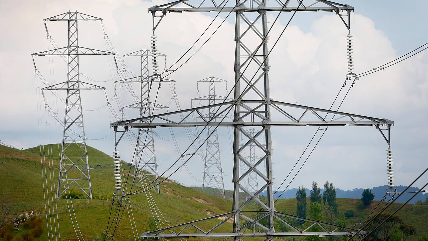 Thousands of people without power in central North Island towns in New Zealand