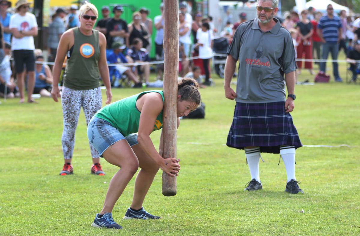 Women demonstrate their strength at Northland's Scottish Highland Games