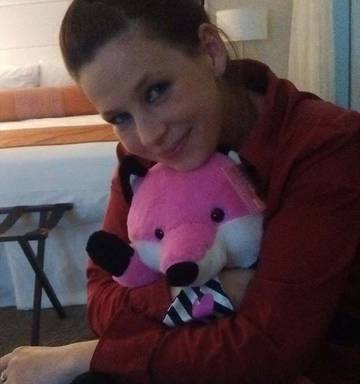 Woman who thought she had food poisoning gives birth to surprise ...