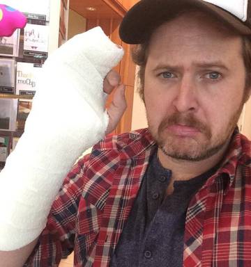 Star Hurt In Clown Chainsaw Chase Nz Herald