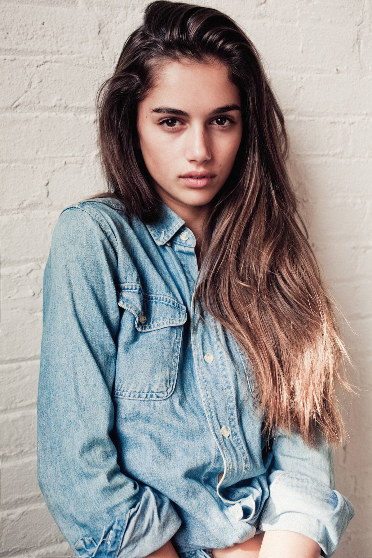 Incredible Teen Model Signs With Top Agency Nz Herald