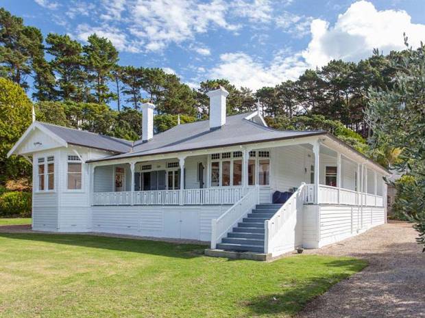 Family Homesteads Turn Into Expensive Real Estate Cashing In On The Past Nz Herald