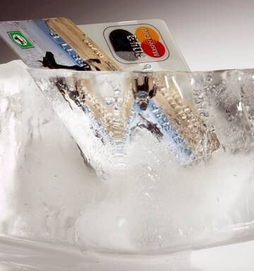 Kiwi Banks Freeze Hundreds Of Accounts Figure Likely To Stretch
