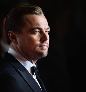 Leonardo Dicaprio S Near Death Experience How Edward Norton Saved Him Nz Herald