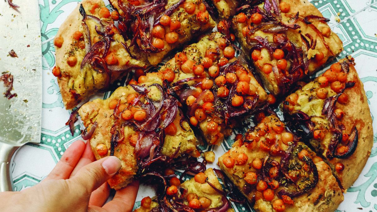 Influencerka kulinarna Healthy Kelsey dzieli się smakiem swoich podróży w nowej książce kucharskiej