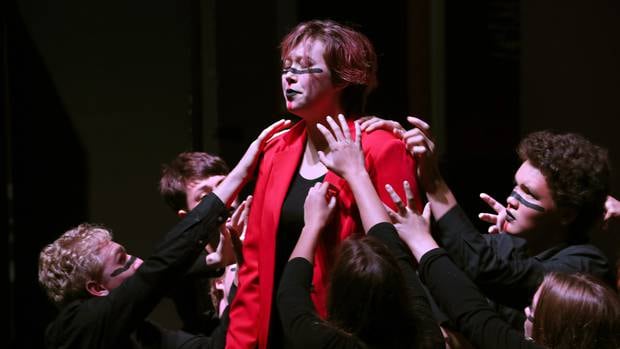 Tauraroa Area School's Dani Ngakura-Smith, centre, performs in 