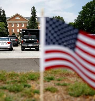 Virginia Beach Shooting Employee Named As Shooter And Like In New Zealand Name Will Be Used Once Only To Starve Him Of Publicity Nz Herald