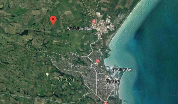 The Meikles' fatal car crash happened at their farm on Spur Rd, northwest of Timaru near the red map marker. Map / Google
