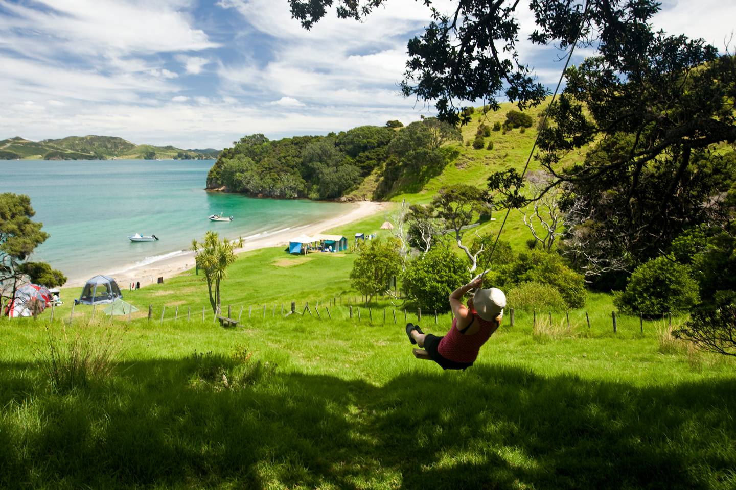 已敦促前往享受长周末和学校假期第二周的新西兰人制定计划，以防感染 Covid-19。 照片/盖蒂图片社