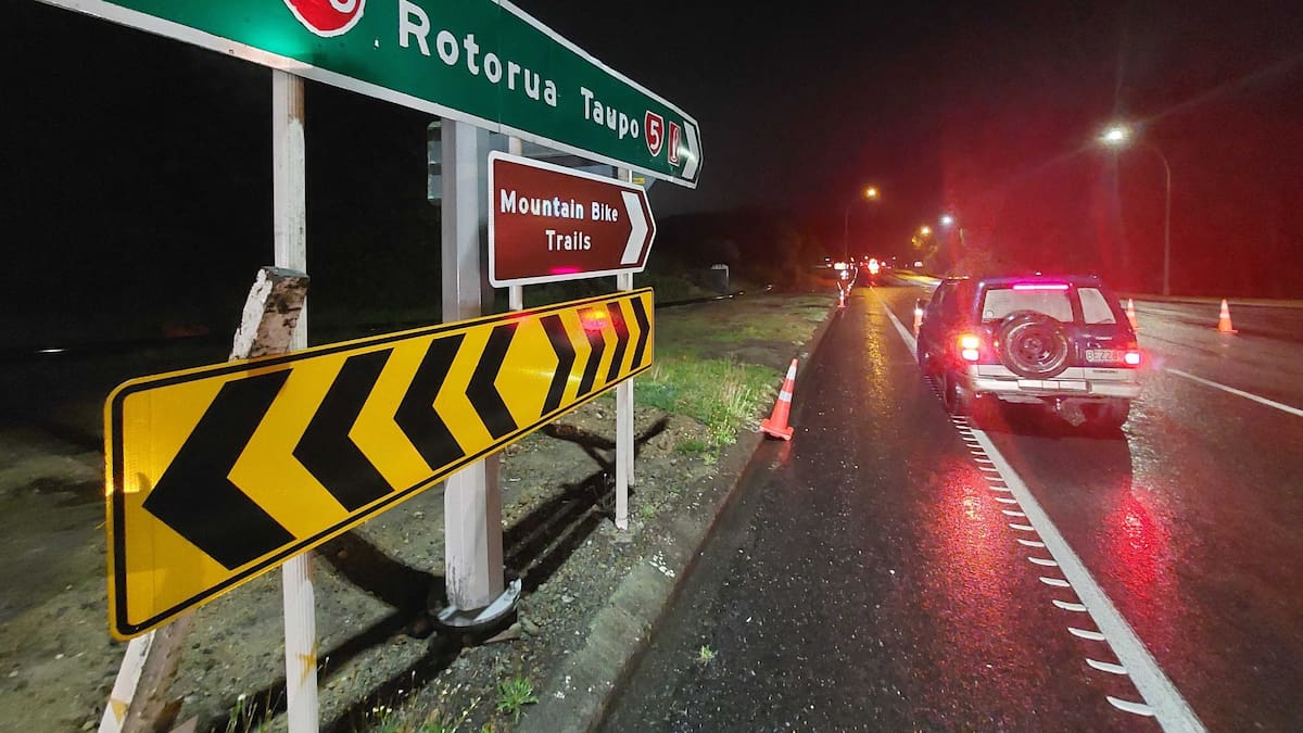 ‘Lots of ambulances’: Two critically hurt in serious two-car crash at Rotorua, SH5 closed ‘Lots of ambulances’: Two critically hurt in serious two-car crash at Rotorua, SH5 closed