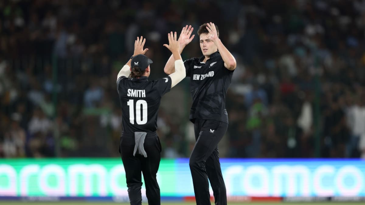 Black Caps take early wickets against India Black Caps take early wickets against India