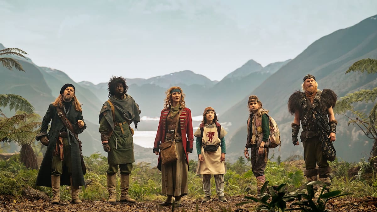 From Friends to fantasy: Lisa Kudrow stars in NZ-filmed series From Friends to fantasy: Lisa Kudrow stars in NZ-filmed series