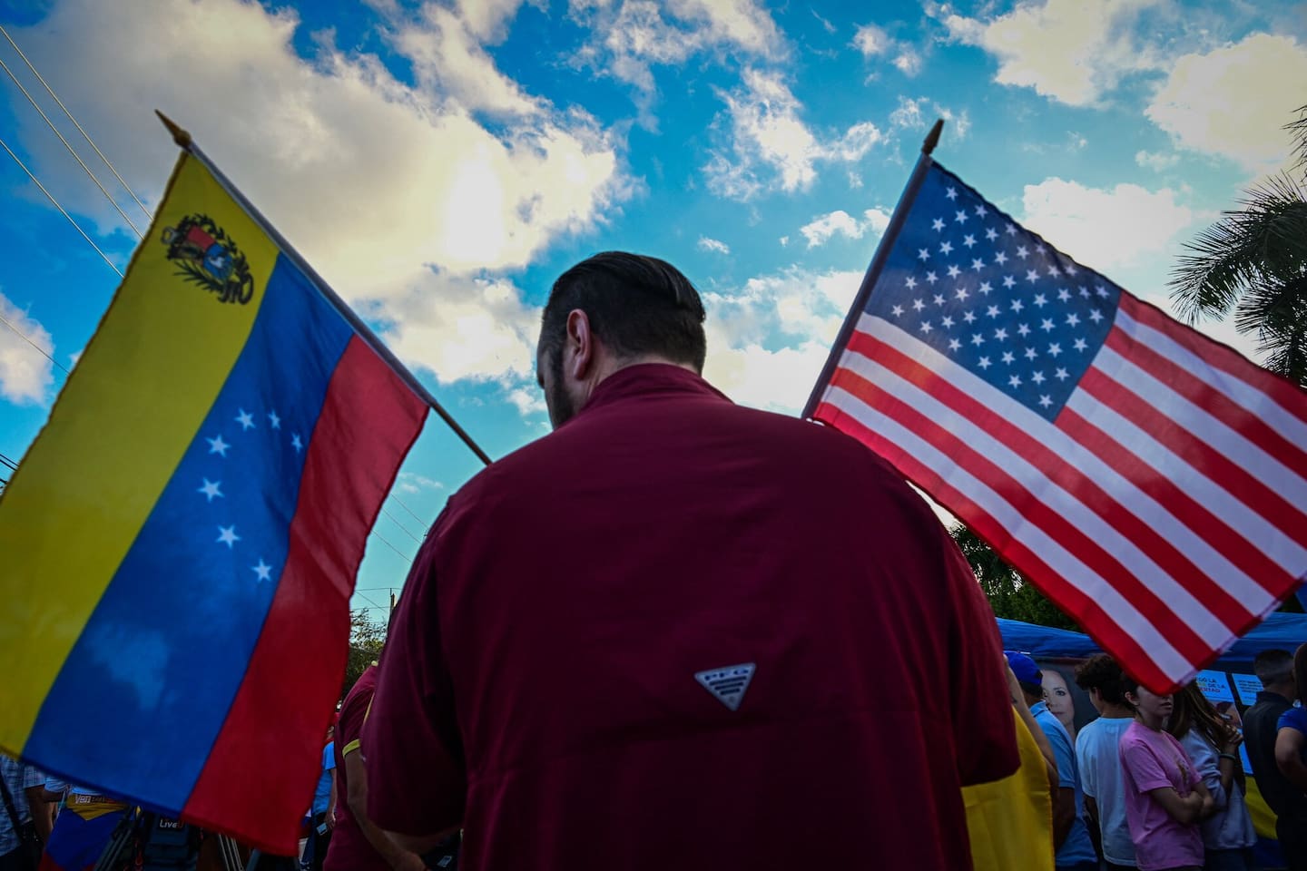 US President Donald Trump believes that the oil exported under embargo by Caracas is oil stolen from the international community. Photo / Giorgio Viera, AFP