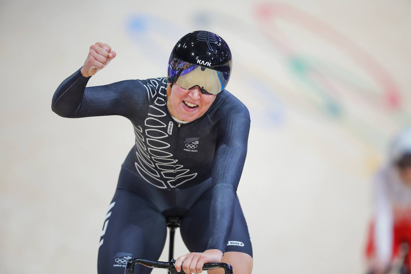 Ellesse Andrews celebrates setting a new world record of 45.348 in the Women’s Team Sprint. Photo / Photosport