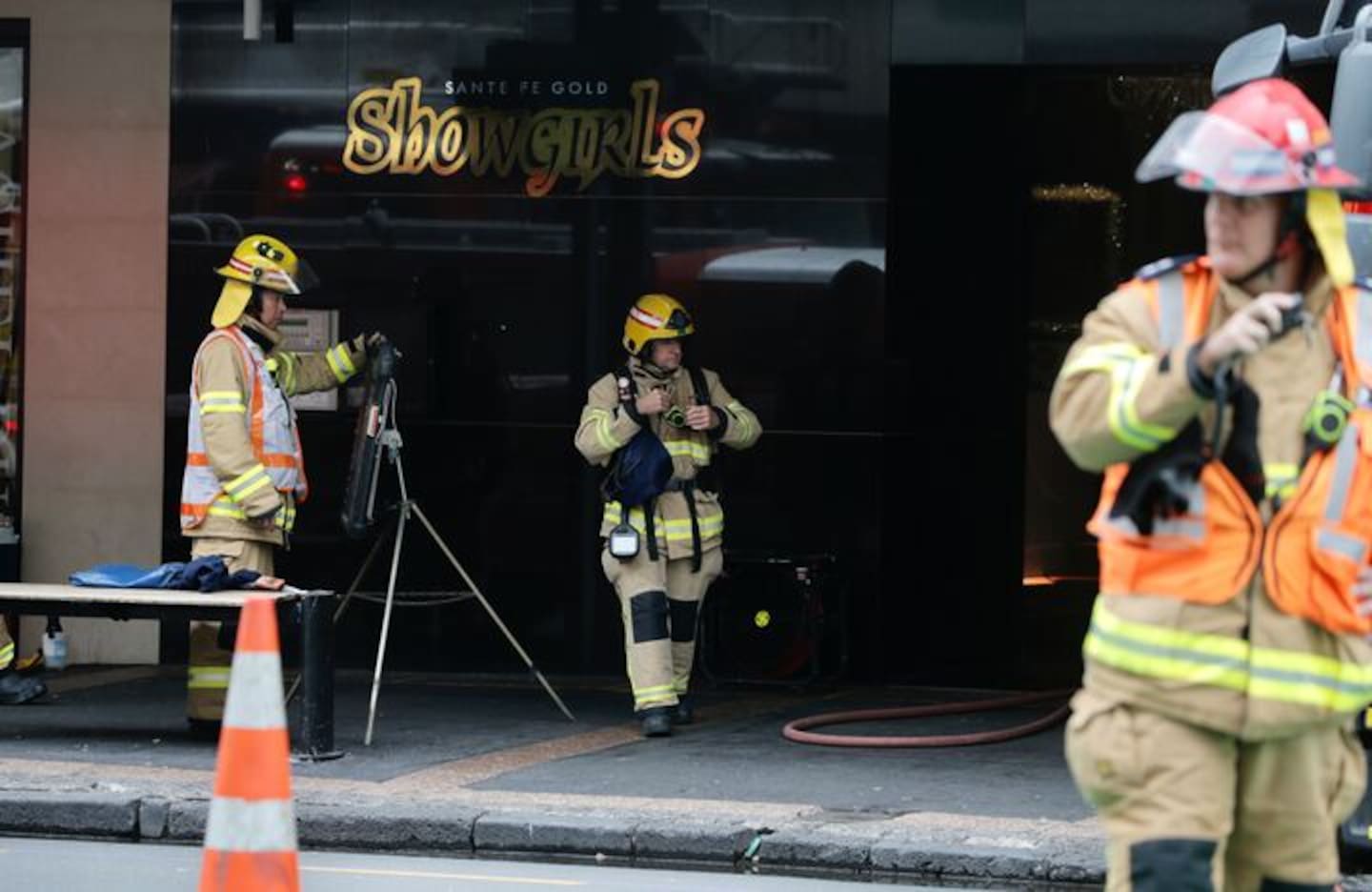 Firefighters respond to a fire in Auckland strip club Showgirls. Photo / Alex Burton