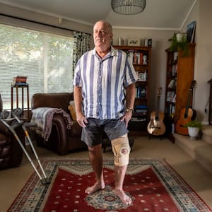 Orthopaedic surgery delays: Auckland man in agony - ‘I feel the bones grating’