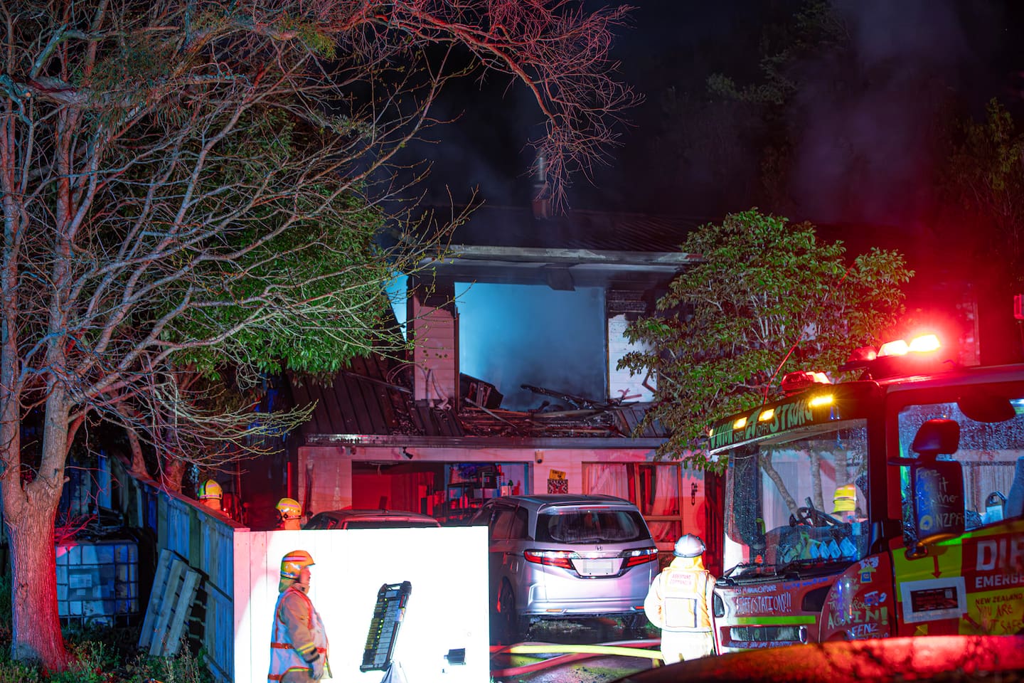Firefighters extinguished a blaze at a home on Murvale Drive, Bucklands Beach. Photo / NZH
