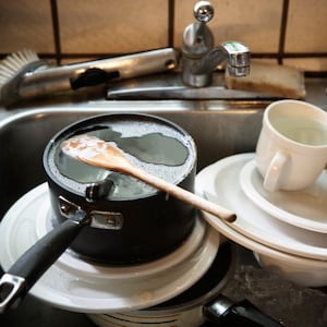 New year, new habits: Seven bad kitchen behaviours to ditch for 2025