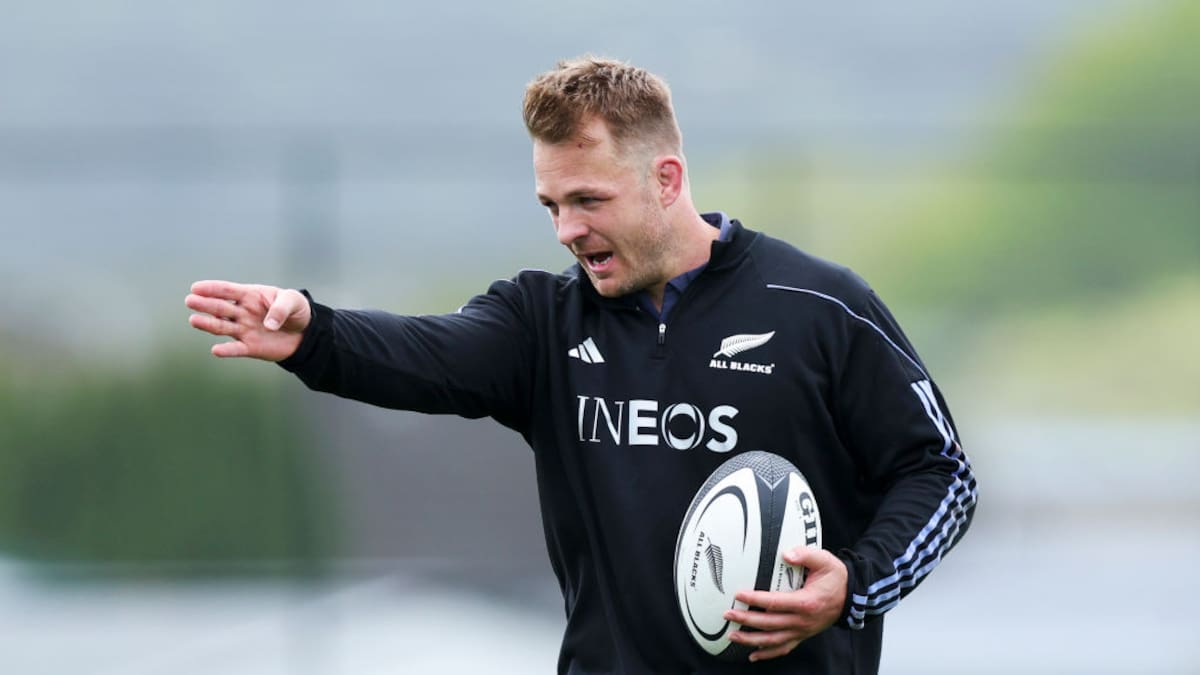 All Blacks squad naming: Razor to reveal side for Bledisloe Cup test All Blacks squad naming: Razor to reveal side for Bledisloe Cup test