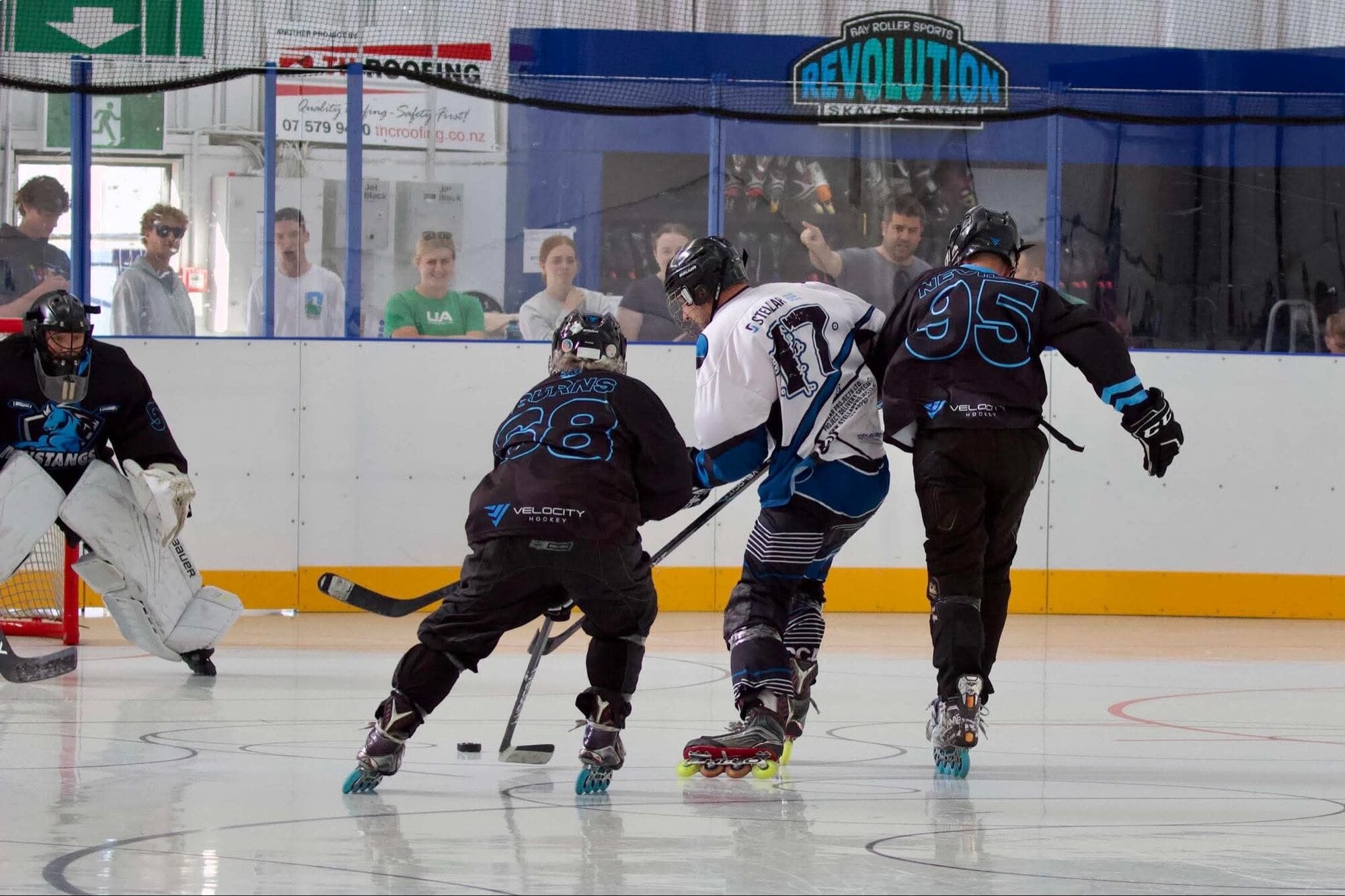  The Mount Mustangs inline hockey team. 