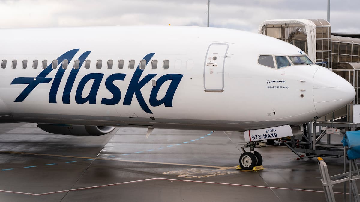 Alaska Airlines 737 blowout: Probe points blame at Boeing, federal officials Alaska Airlines 737 blowout: Probe points blame at Boeing, federal officials