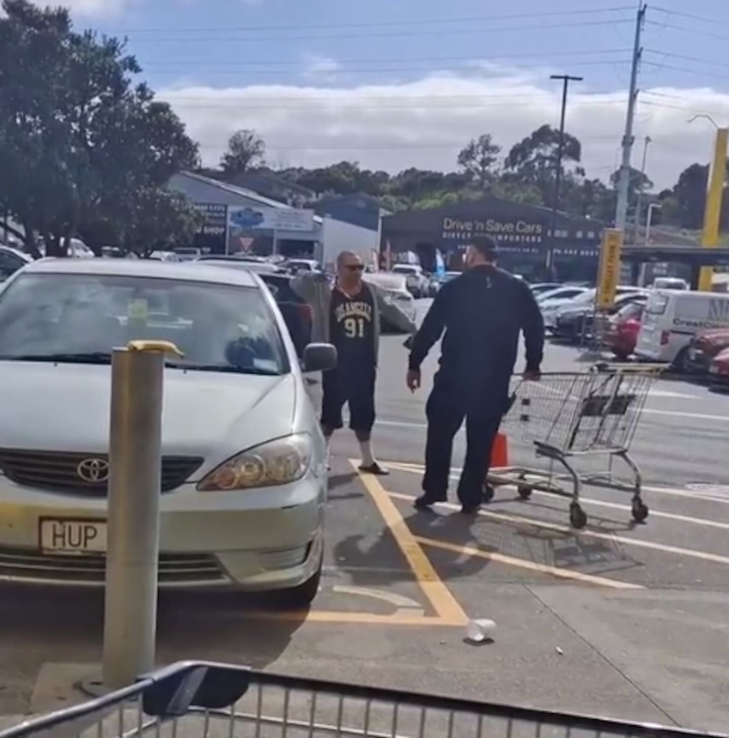 A man was spotted brandishing a large knife and attempting to intimidate a PakānSave security guard. Photo / Screengrab/ TikTok