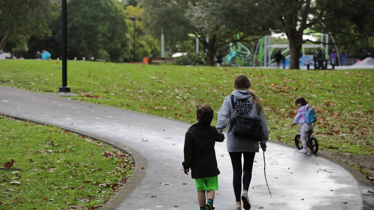 Westerly rain bands hitting but more respite expected from freezing temps and incessant rain Westerly rain bands hitting but more respite expected from freezing temps and incessant rain