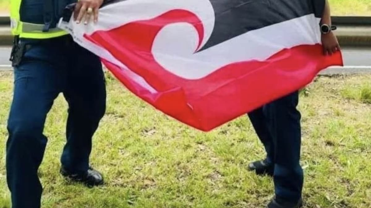 Police identified supporting hīkoi protest ‘to be spoken to by their managers’ Police identified supporting hīkoi protest ‘to be spoken to by their managers’