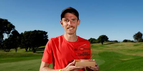 Speed golf: Jamie Reid takes out another New Zealand title, posts unofficial world record score 