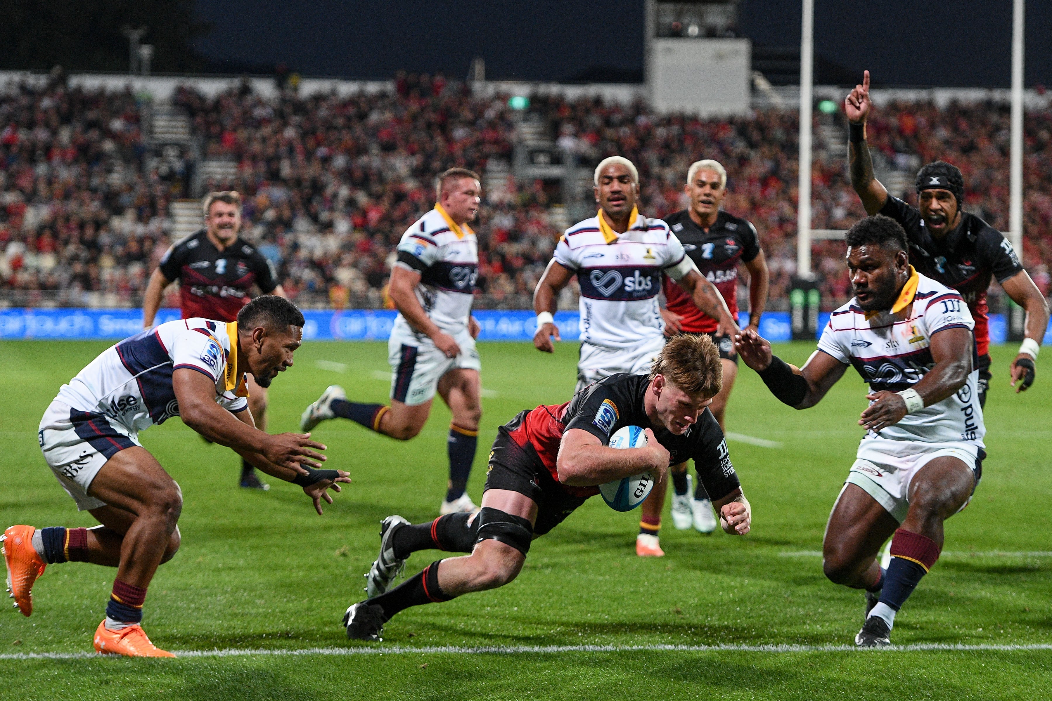 Crusaders vs Highlanders 29-21 Trend Summary