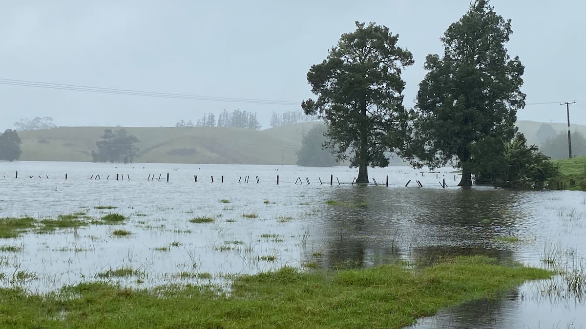 Northland weather: Region under red heavy rain warning as Civil Defence urges caution