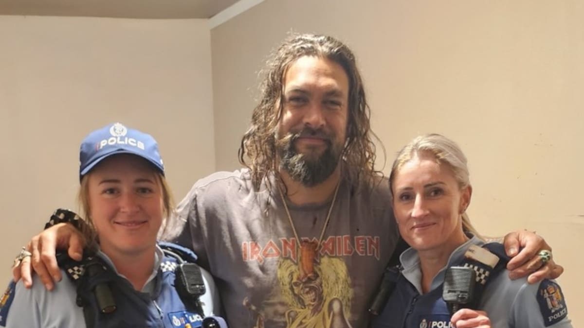 Waikato police constables treated to unexpected star-studded shift Waikato police constables treated to unexpected star-studded shift