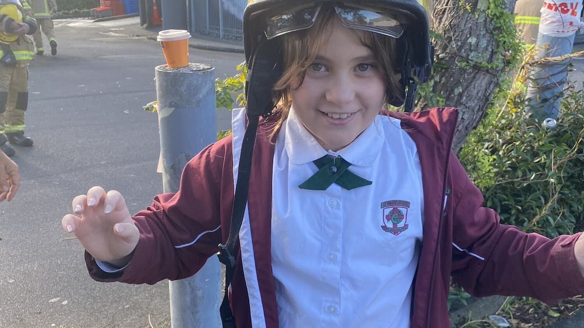 Hero schoolgirl’s quick thinking helped save staff in Pakuranga McDonald’s ...