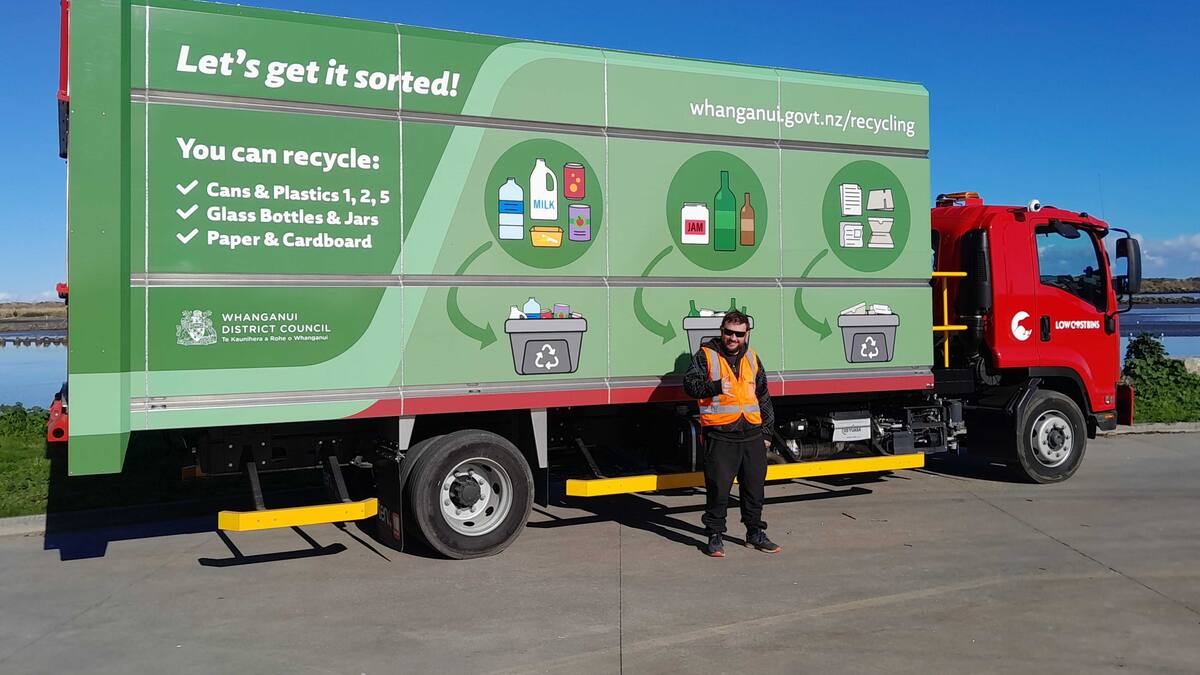 Kerbside recycling has smooth start apart from minor teething issues Kerbside recycling has smooth start apart from minor teething issues