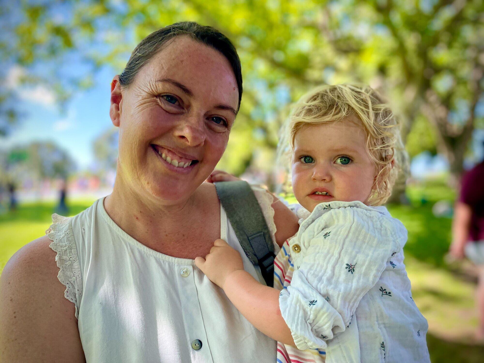  Kathryn Cass with her daughter, 20-month-old Emily Cass at the summer reading celebration. Photo / Rosalie Liddle Crawford